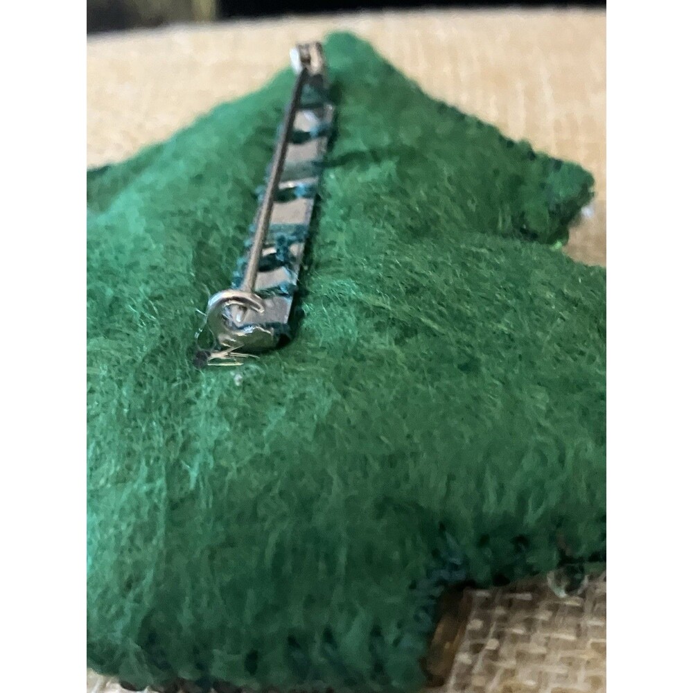 Bead & Sequin Embroidered Christmas Tree Pin Brooch Hand crafted 3" - Picture 3 of 4